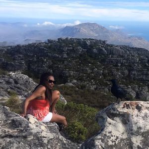 Meet your Posher, Cecelia